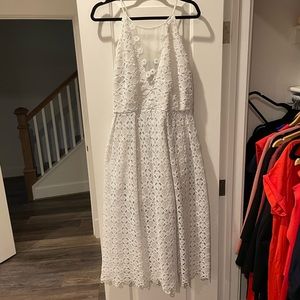 Boden Bridal eyelet midi dress full skirt and sheer panel - worn once. 14 US.